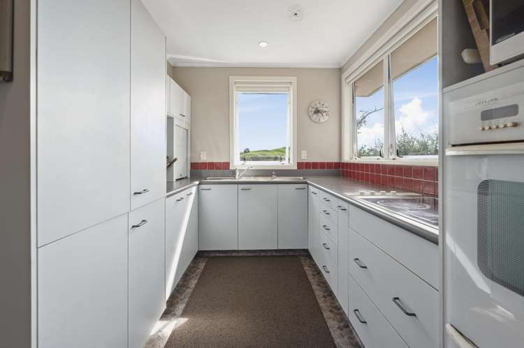 85 Paparamu Road Hauraki Surrounds_14