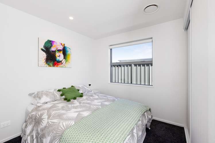 16 Pelorus Avenue Poraiti_11