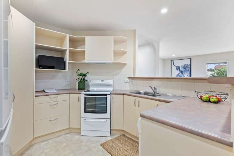 103a Royal Road Massey_8