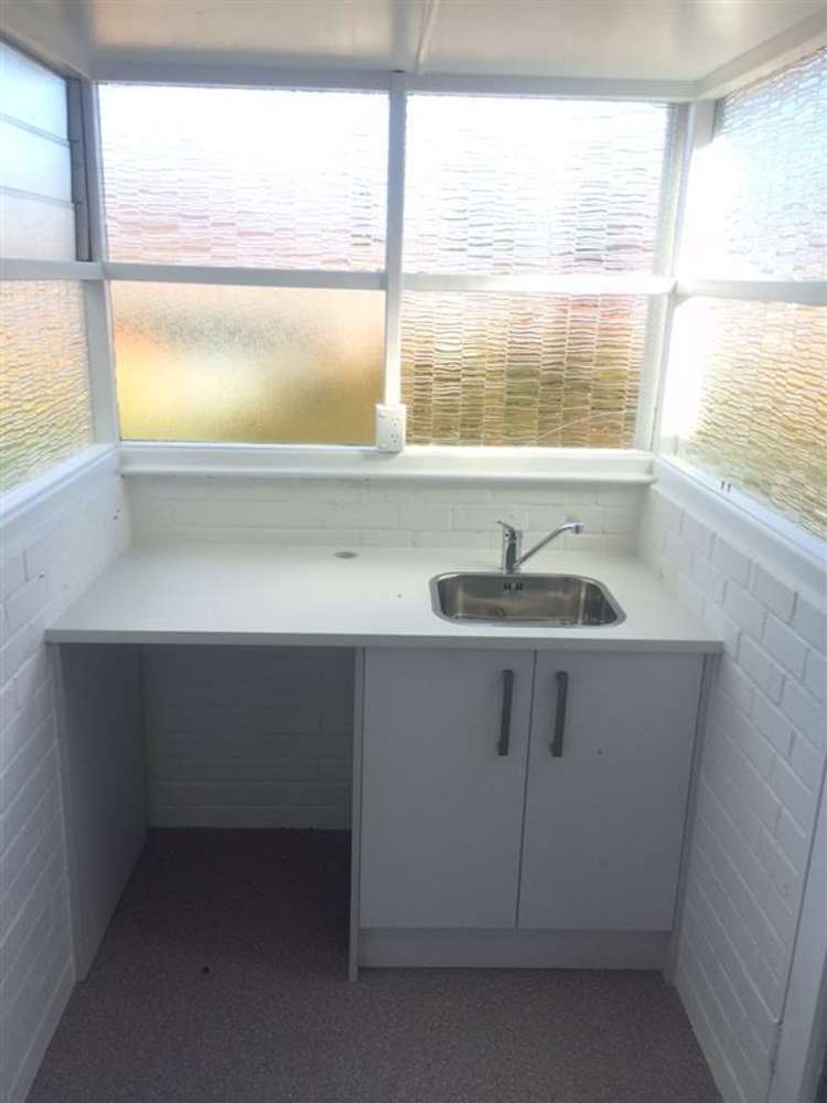 2/7 Roberts Avenue Bayswater_6