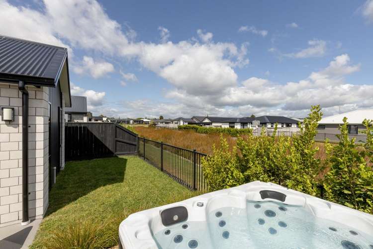 21 Tangaroa Place Poike_12