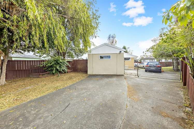 8 Dosina Place Flat Bush_3