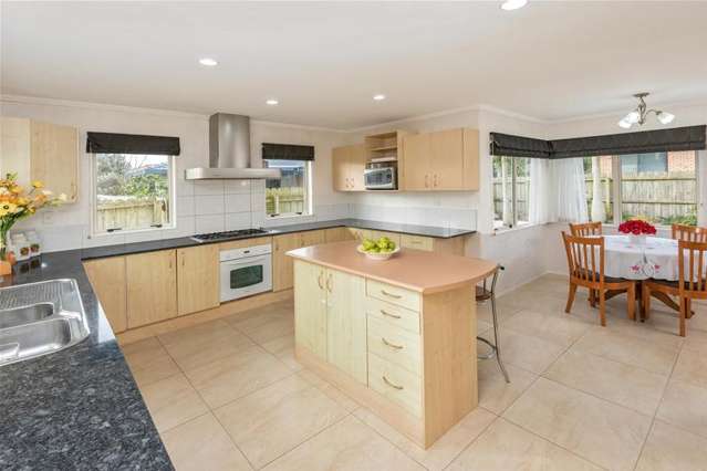 22 Attymon Lane East Tamaki_2