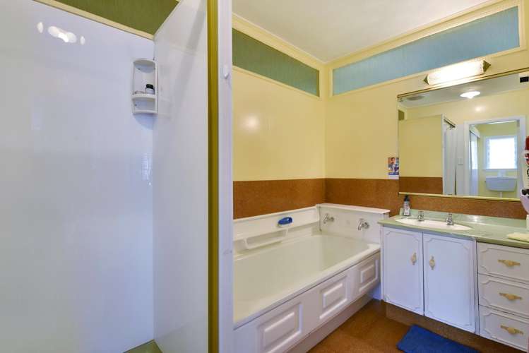 1/27 Manson Avenue Stoke_13