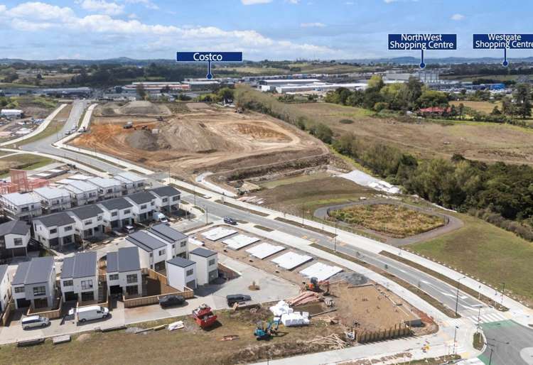 218/132-140 Fred Taylor Drive_4