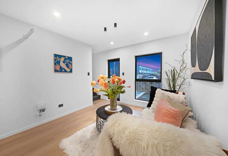 8E Von Sturmer Street_3