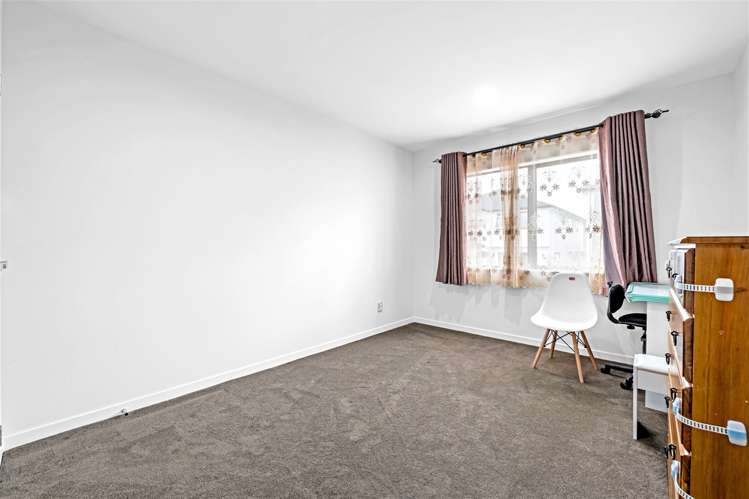 15 Eastfield Avenue Flat Bush_27