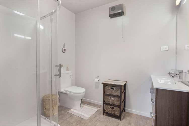 31 Dejoux Road Winton_16