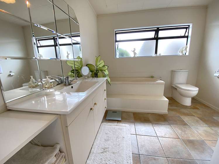 152 Mayfair Avenue Whangamata_23