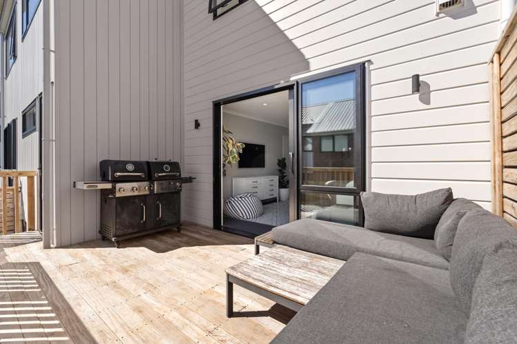 21 Seafarer Crescent Stanmore Bay_17