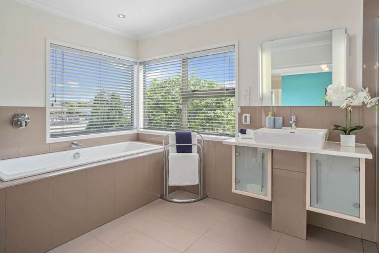 2/14c Moffat Road Red Beach_11