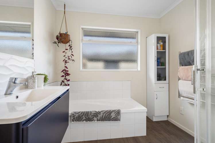 74 Templemore Drive Richmond_14