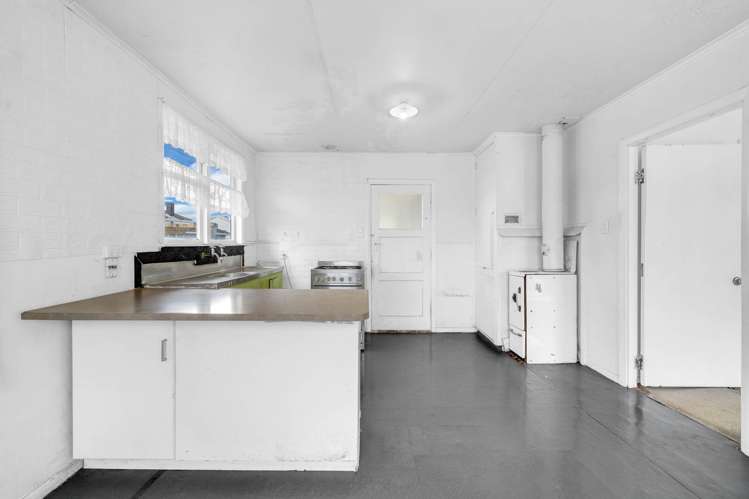 167 Preston Road Otara_8