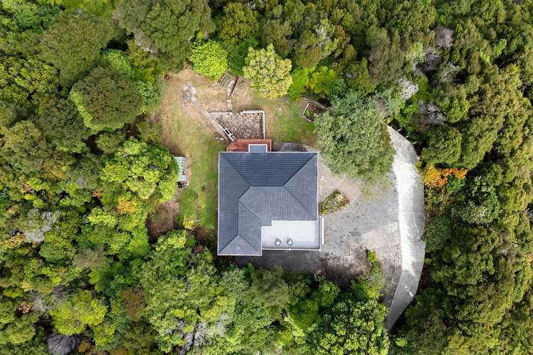 27 James Grove Stokes Valley_26