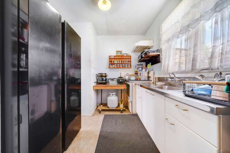 2/34 Plumley Crescent Mangere_5