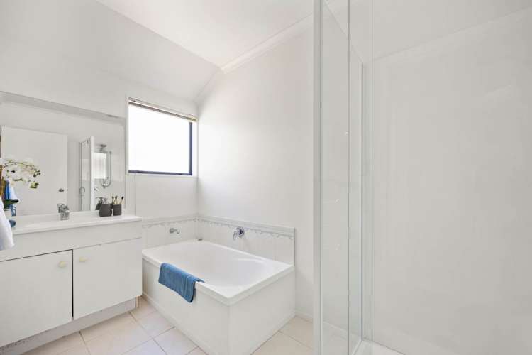 35 Enuamanu Road Favona_15