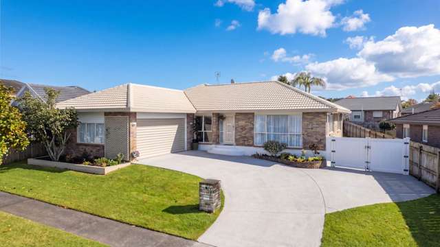 Single-Level 4 Bed Brick & Tile Gem in Northpark!