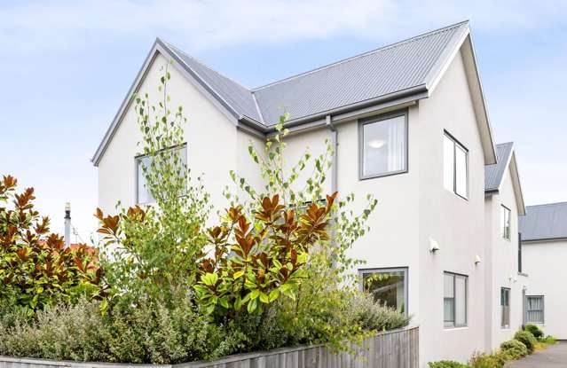 City Fringe Townhouse Built in 2016