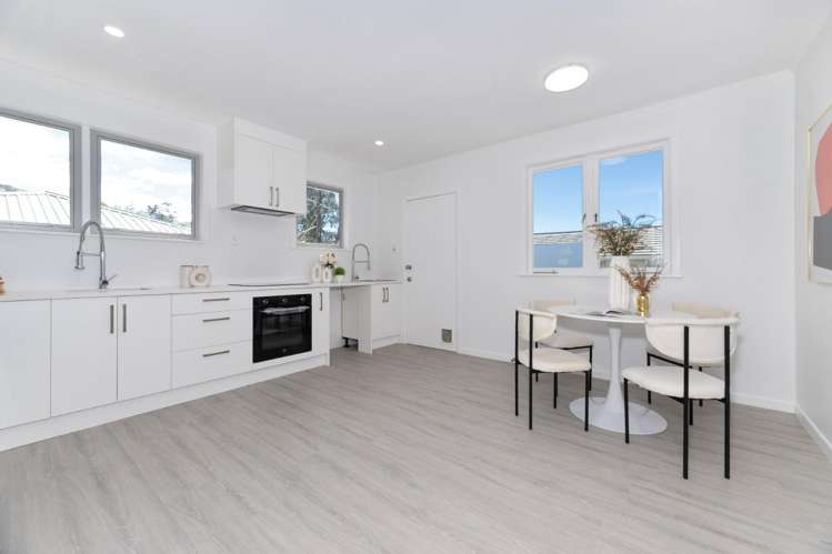 1/16 Ellice Road Totara Vale_5