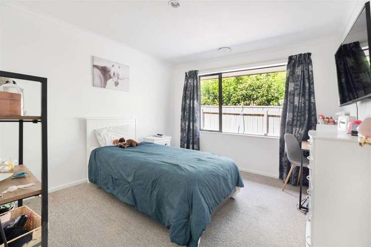 46 Otia Drive Richmond_25