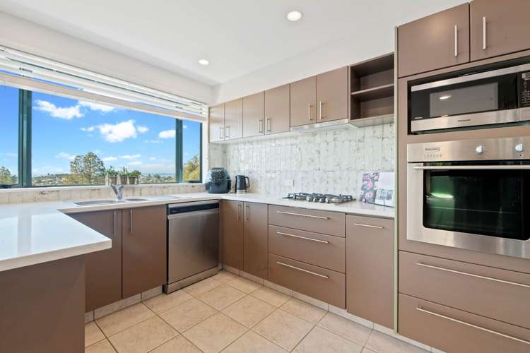 2/5 Moorgreen Heights Torbay_7