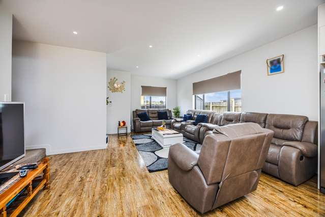 32 Helianthus Avenue Flat Bush_4