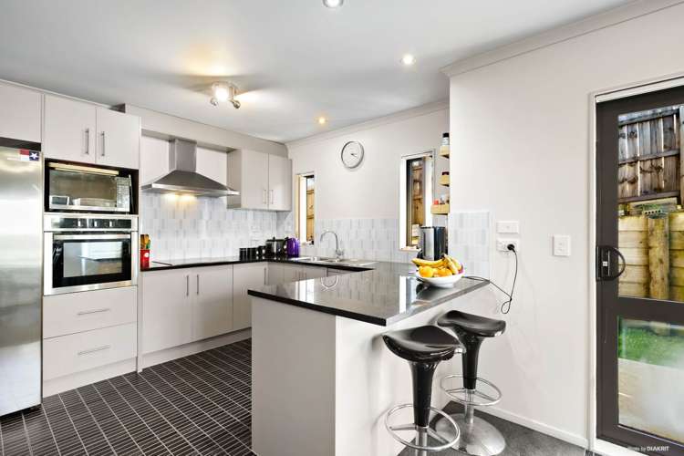 77 Kirikiri Drive Papakura_5