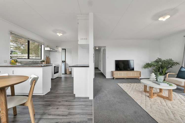 33 Riversdale Drive Merrilands_5