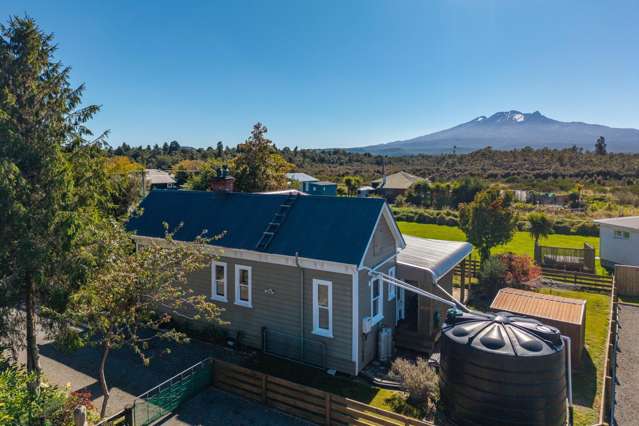 3 Tau Street Ohakune_2