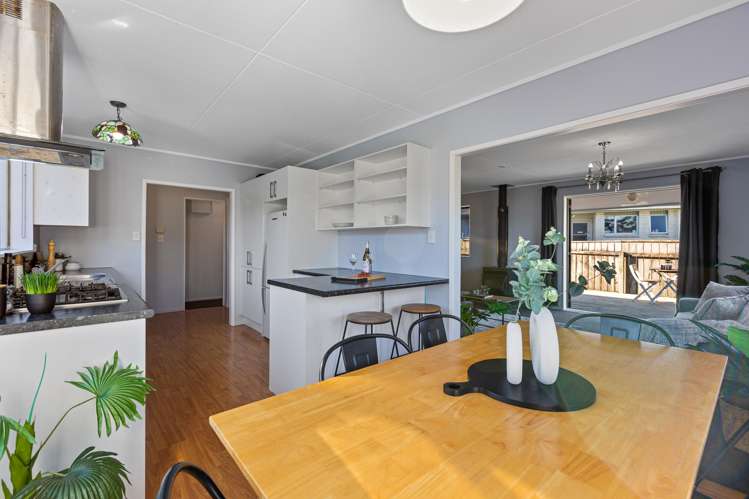 53 Gardenia Avenue Bell Block_11