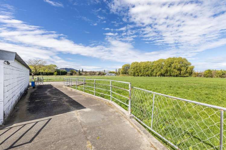 186 Barnes Road Lincoln_31