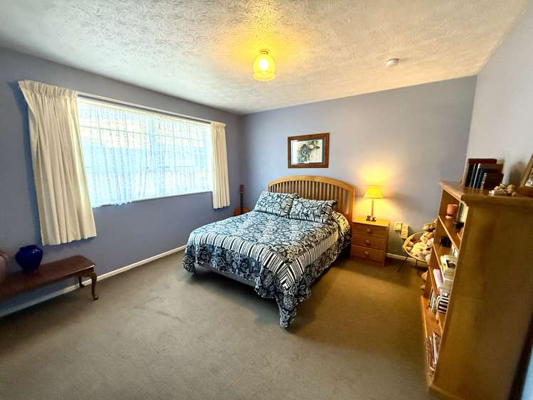 25c Thomson Street Avenal_22