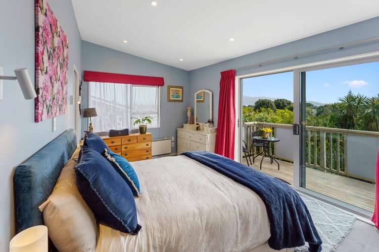 7 Kawau Grove Waikanae Beach_13