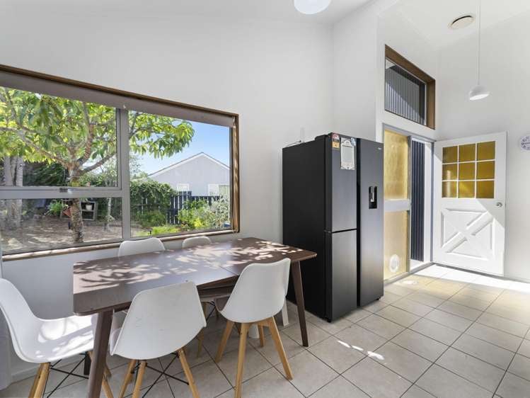 2/39C Coronation Road Hillcrest_4