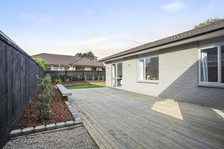 108 Simpson Road Henderson Heights_27