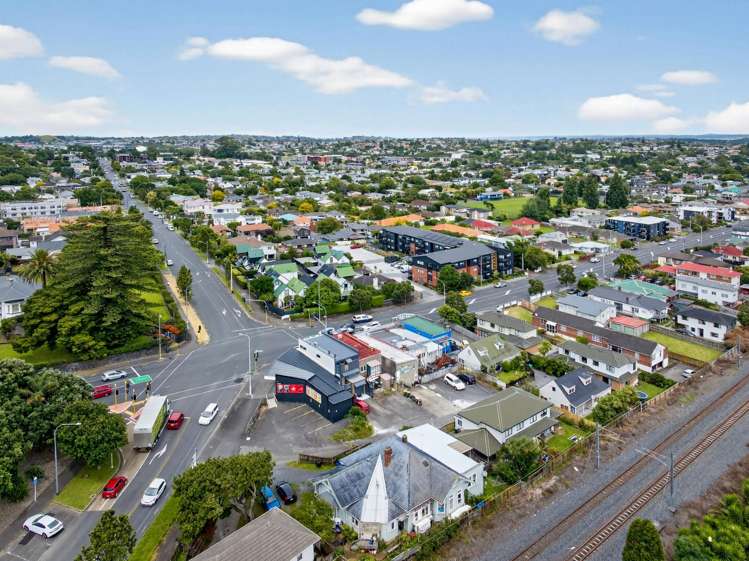 1087 New North Road Mt Albert_8