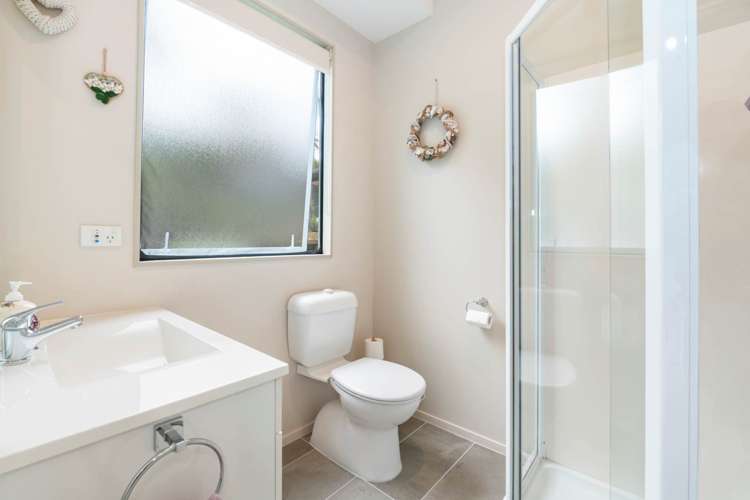 28 Tauranga Place Orewa_15