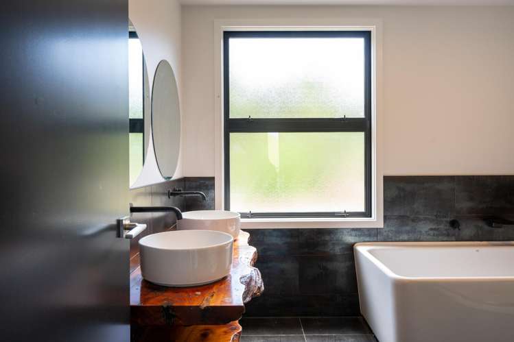 1995 Waimarama Road Waimarama_14