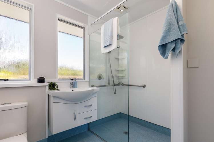 6 Schwass Street Seddon_15