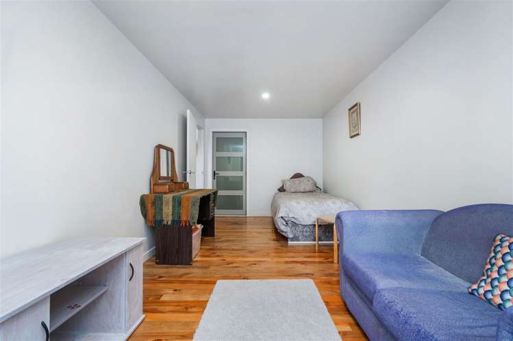 69 Memorial Drive Parahaki_18