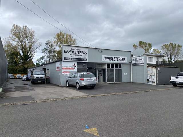 WORKSHOP/SHOWROOM/OFFICE PACKAGE
