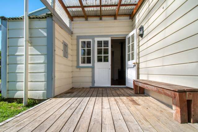 104 Sandon Road Feilding_3