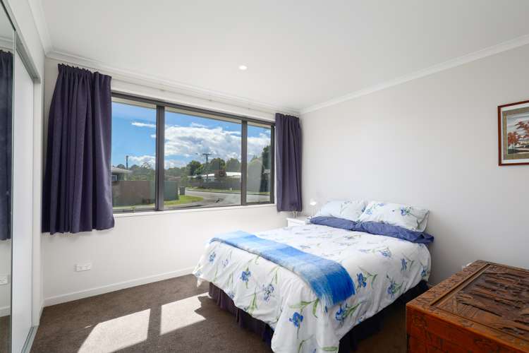 18 Andrew Street Stoke_10