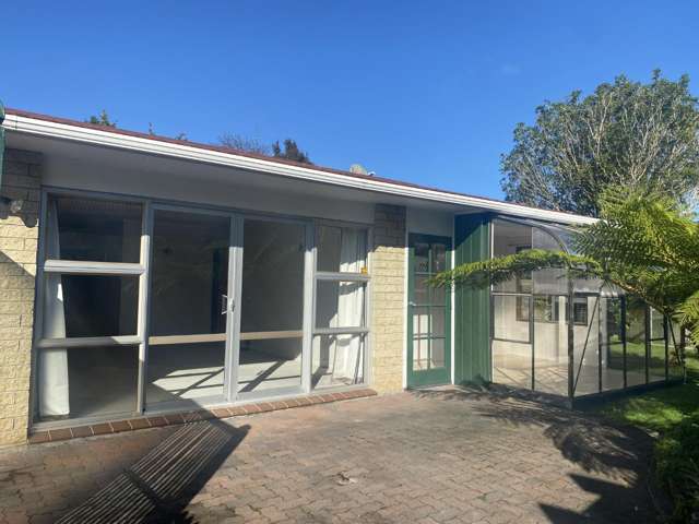 41b Fairway Drive 11601_1