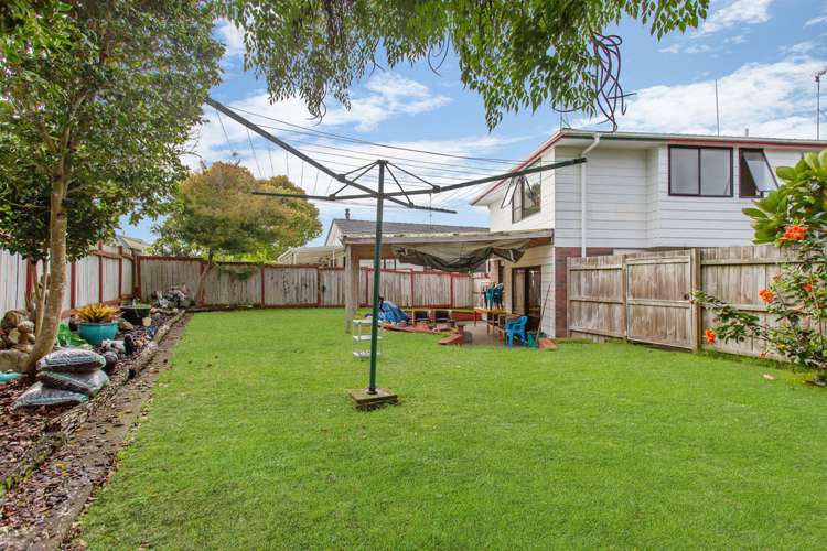 19 Sunningdale Street Wattle Downs_11