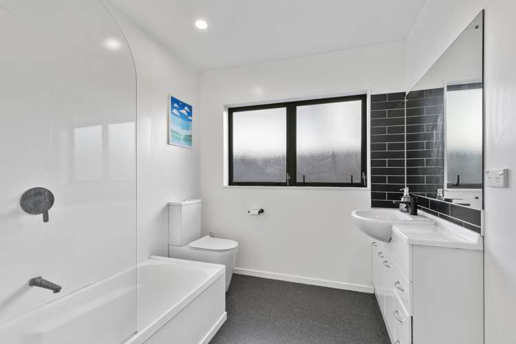 52 Hawtrey Terrace Churton Park_18