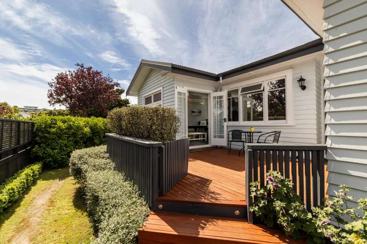 10 Plassey Street Havelock North_17