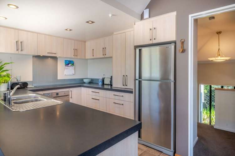 12b Muter Street Akaroa_5