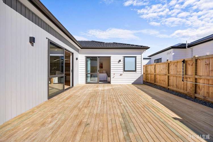 11 Tuwai Crescent Opaheke_5