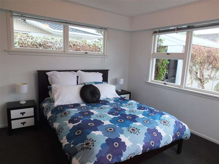 2/4 Molesworth Place Somerfield_2